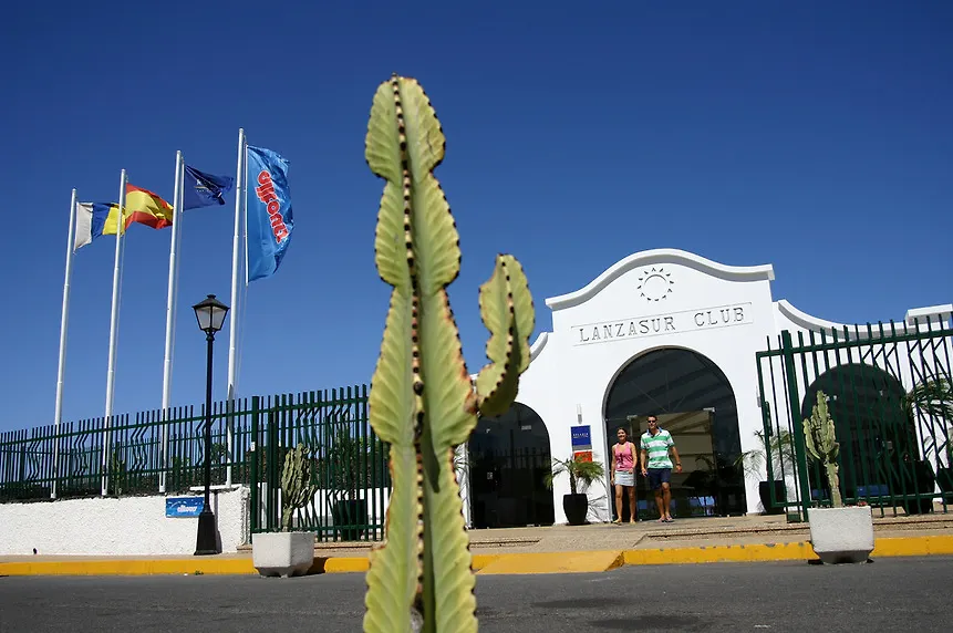 Relaxia Lanzasur Club - Aqualava Water Park Hotel Playa Blanca