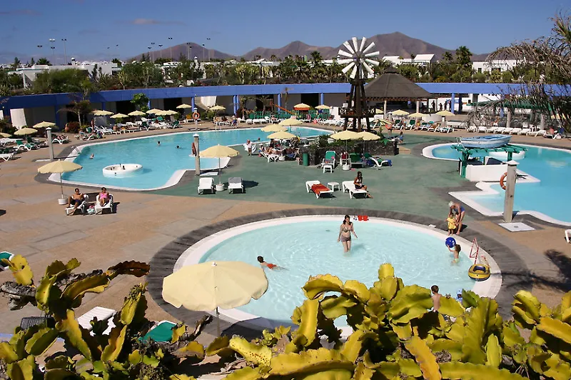Relaxia Lanzasur Club - Aqualava Water Park Hotel Playa Blanca  Spain