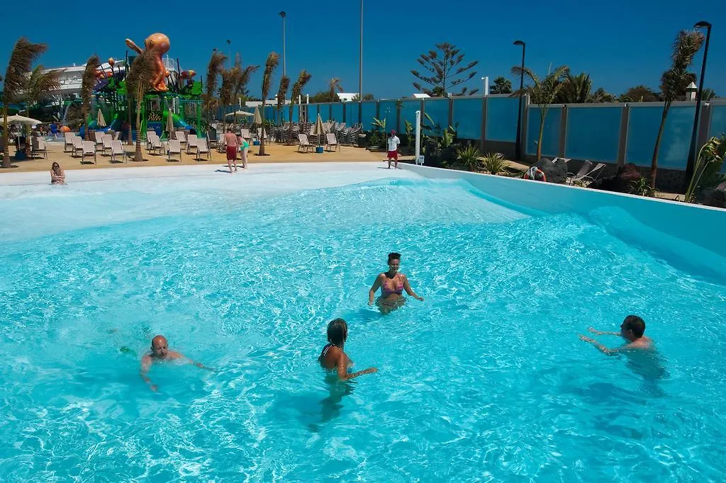 Relaxia Lanzasur Club - Aqualava Water Park Hotel Playa Blanca  3*, Playa Blanca (Lanzarote)